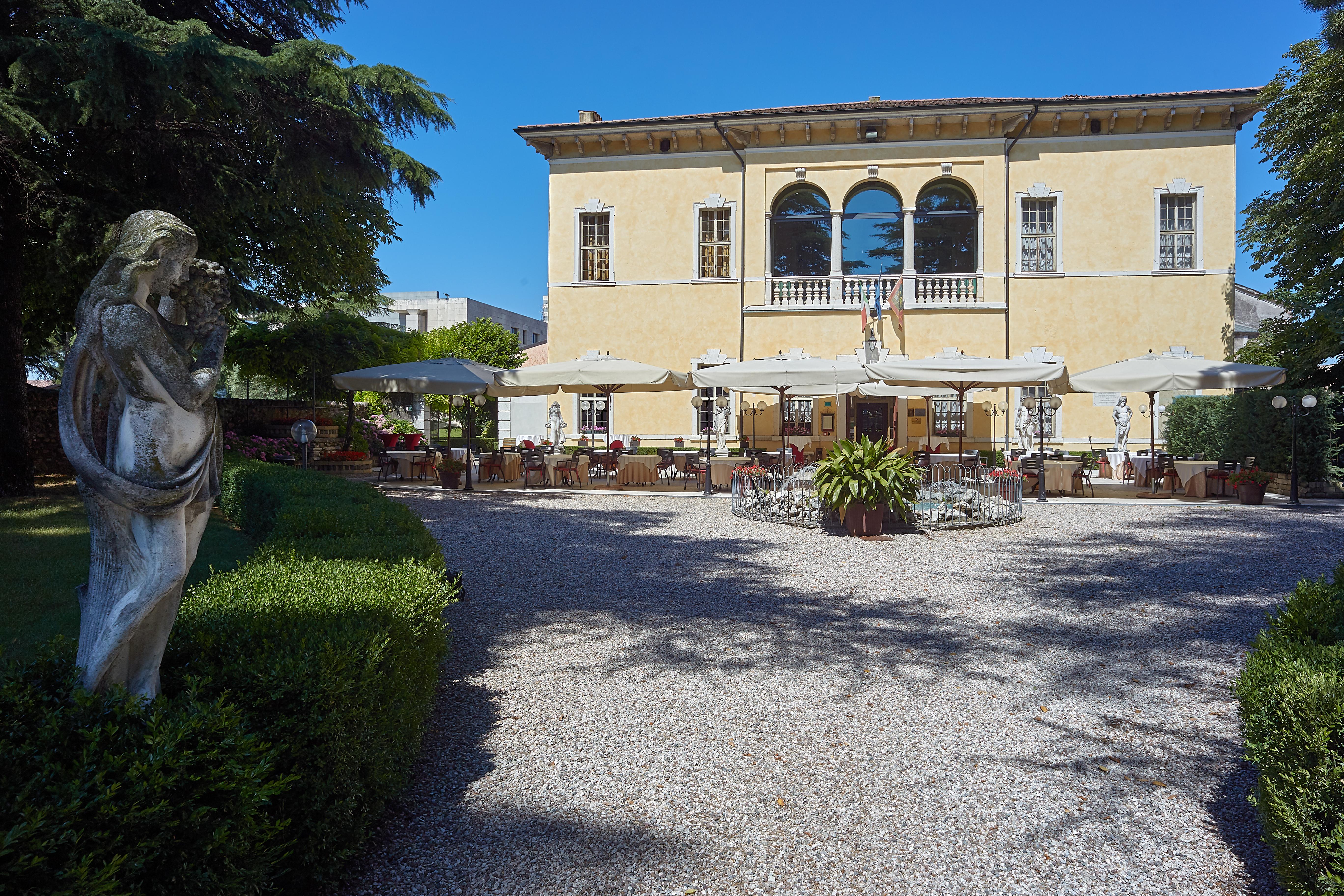 Villa Quaranta Tommasi Wine Hotel & Spa Pescantina Exterior photo
